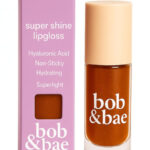 bob & bae Super Shine Lip Gloss With Hyaluronic Acid - 2 ml - Baddie
