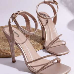 DressBerry Ethnic Slim Heeled Sandals