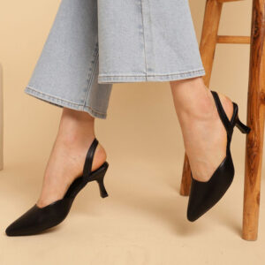 DressBerry PU Kitten Pumps with Buckles