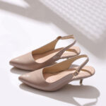 GNIST Kitten Pumps