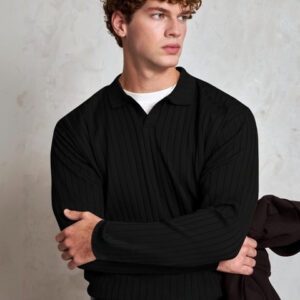 HAPPY KHAJANA Men Striped V-Neck T-shirt