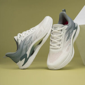 Red Tape Women Mesh Walking Shoes