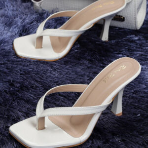 Retro Walk Women Platform Pumps