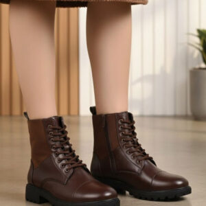 Roadster The Lifestyle Co. Women Round Toe Chelsea Boots
