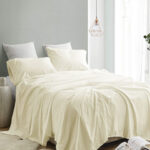 Sangria White 300 TC King Double Bedsheet With 2 Pillow Covers-2.74 m x 2.74 m