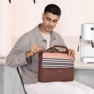 ZOUK Arin Unisex Qutub Stripes Laptop Bag
